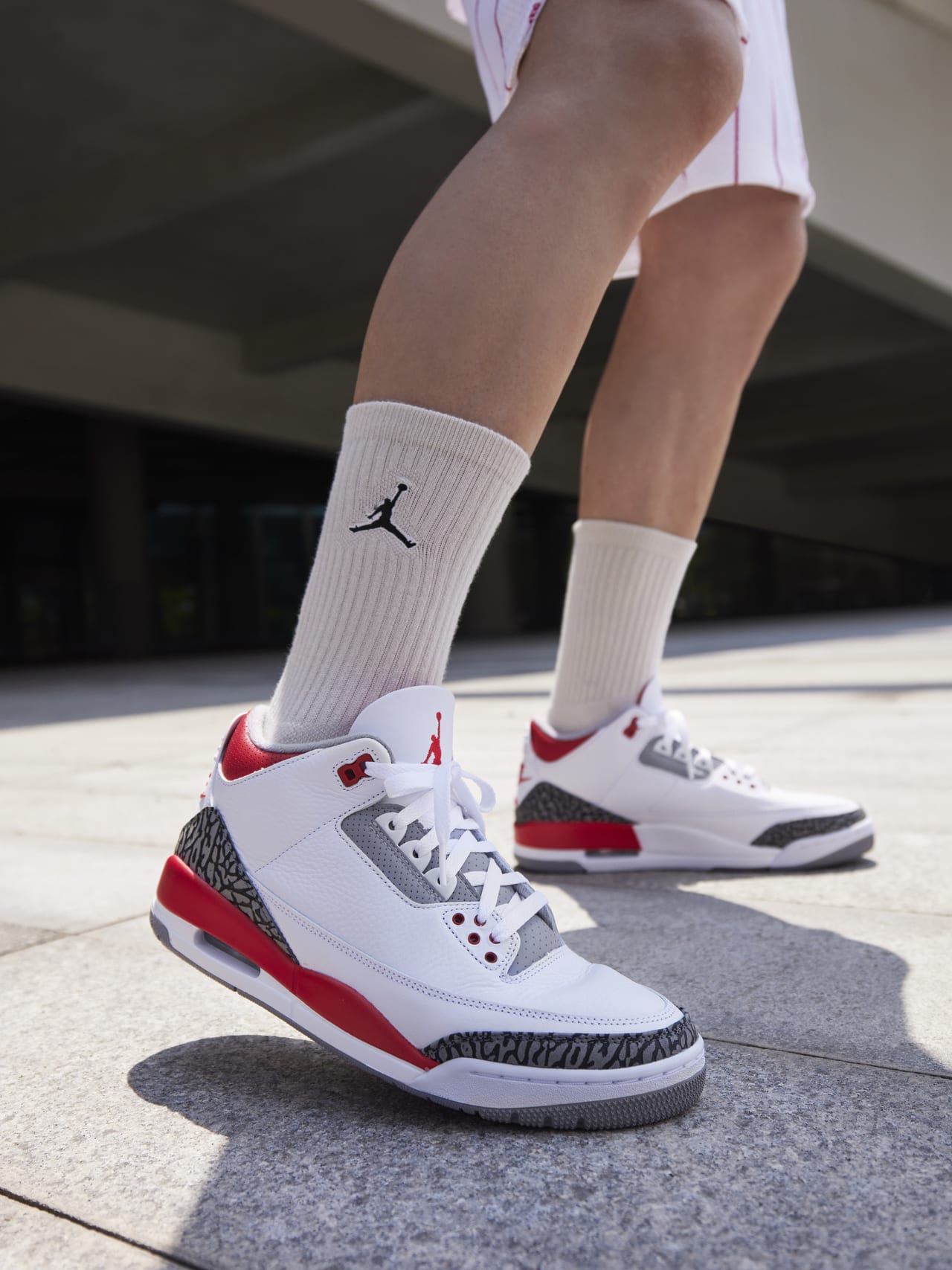 Fecha de lanzamiento del Air Jordan 3 "Fire Red" (DN3707-160)