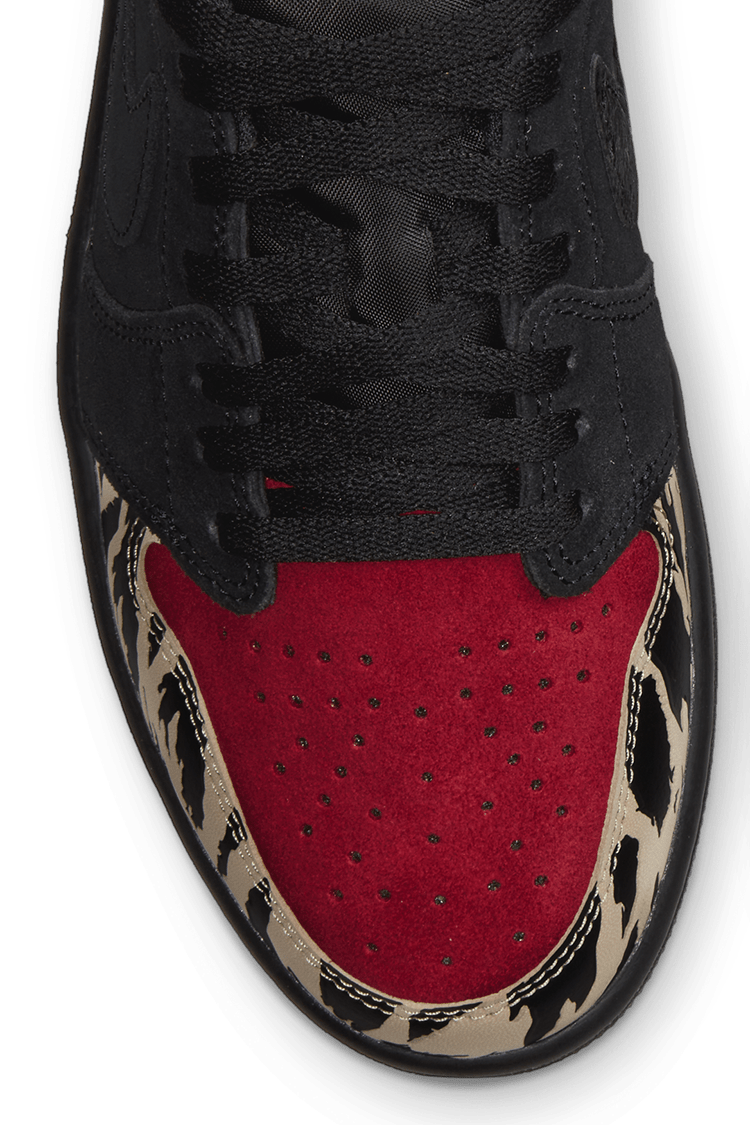 Lanceringsdato for Air Jordan 1 Low x SoleFly "Black and Sport Red" (DN3400-001)