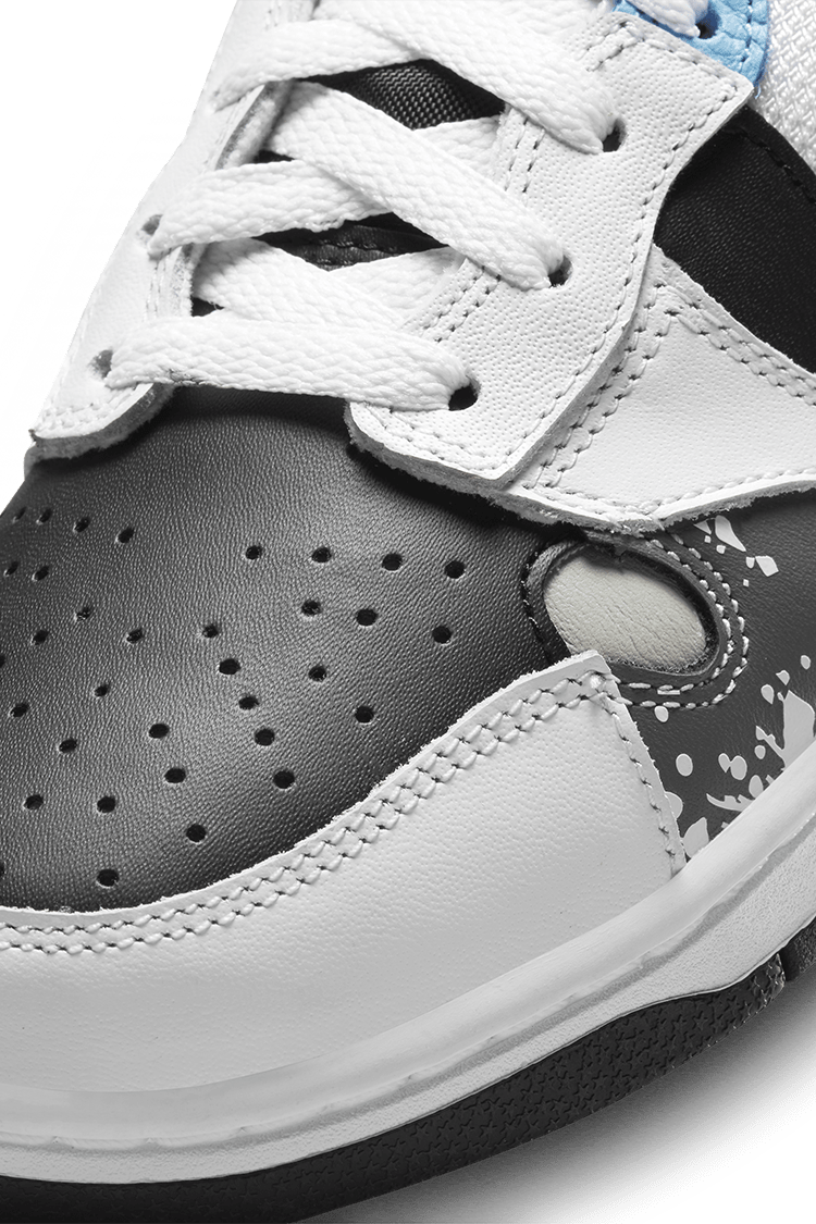 女款 Dunk 高筒鞋 'White and Black' (DZ7327-001) 發售日期