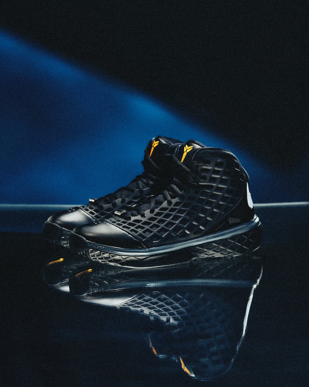 【NIKE公式】コービー 3 プロトロ 'Black and White' (IQ5340-001) 発売日