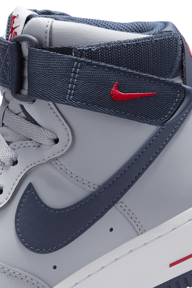 วันเปิดตัว Air Force 1 High "New England" ผู้หญิง (DZ7338-001)