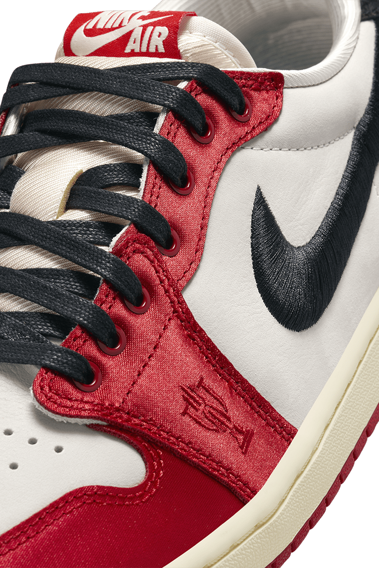 Air Jordan 1 Low OG x Trophy Room 'Sail and Varsity Red' (FN0432-100) — releasedatum