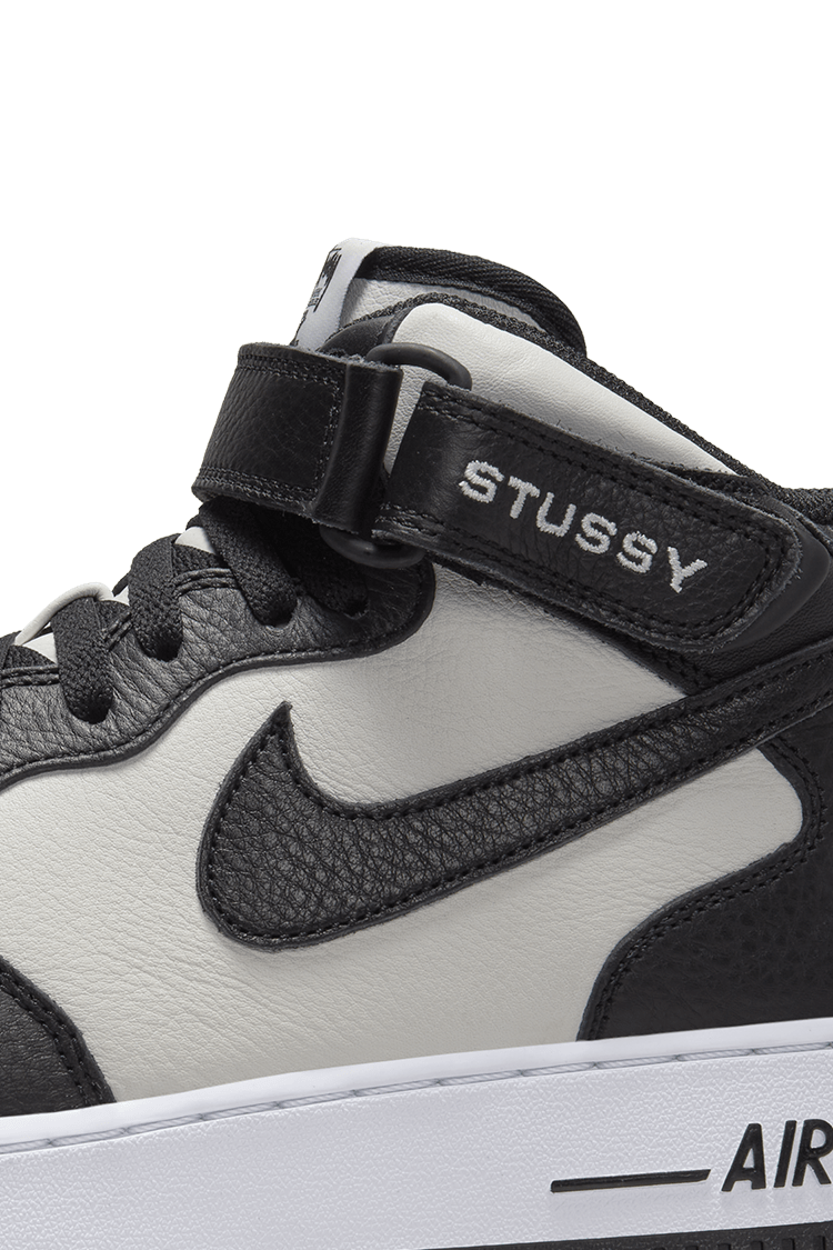 วันเปิดตัว Air Force 1 Mid x Stüssy "Black และ Light Bone" (DJ7840-002)