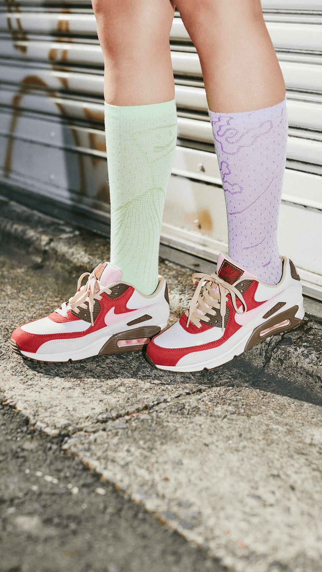 【NIKE公式】JP SNKRS STYLE: AM 90 'Bacon'