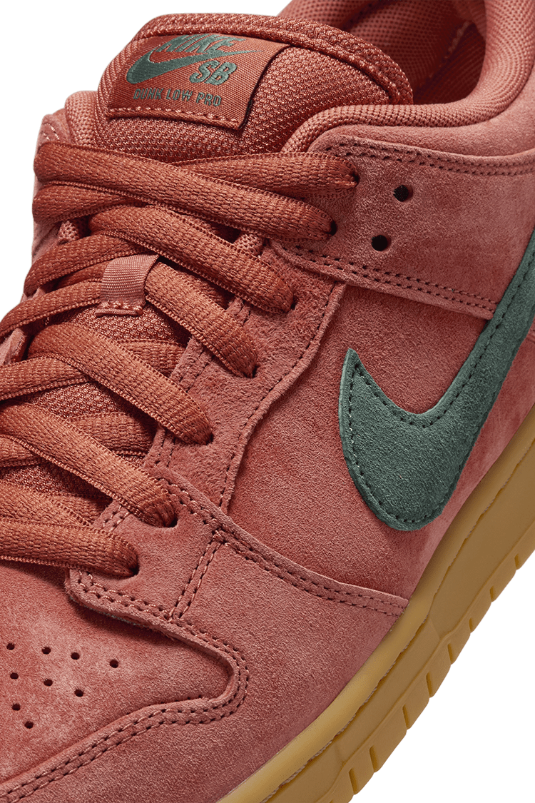 【NIKE公式】NIKE SB ダンク LOW 'Burnt Sunrise' (HF3704-800 / NIKE SB DUNK LOW PRO)