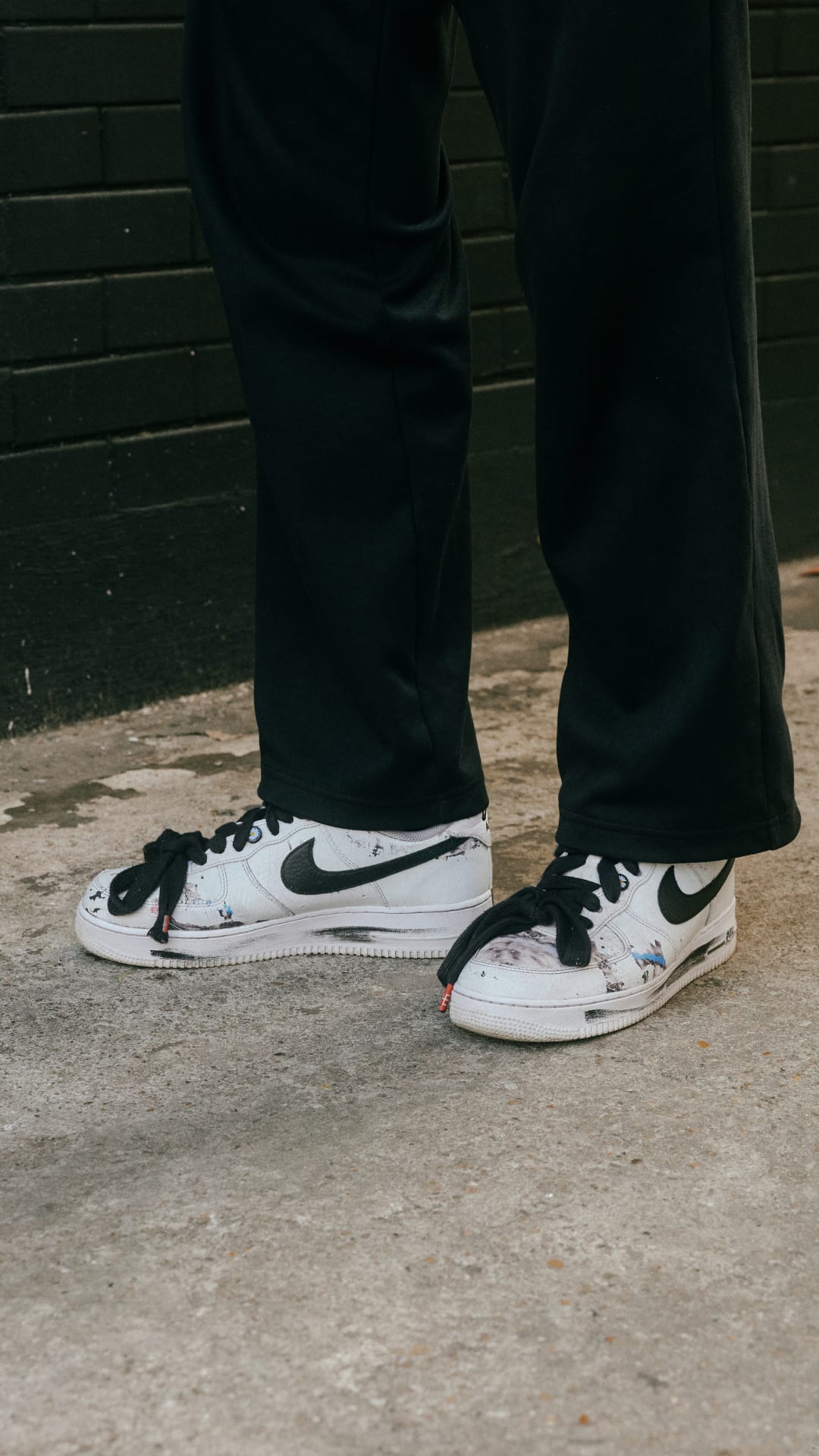 【NIKE公式】Street SNKRS：弘大