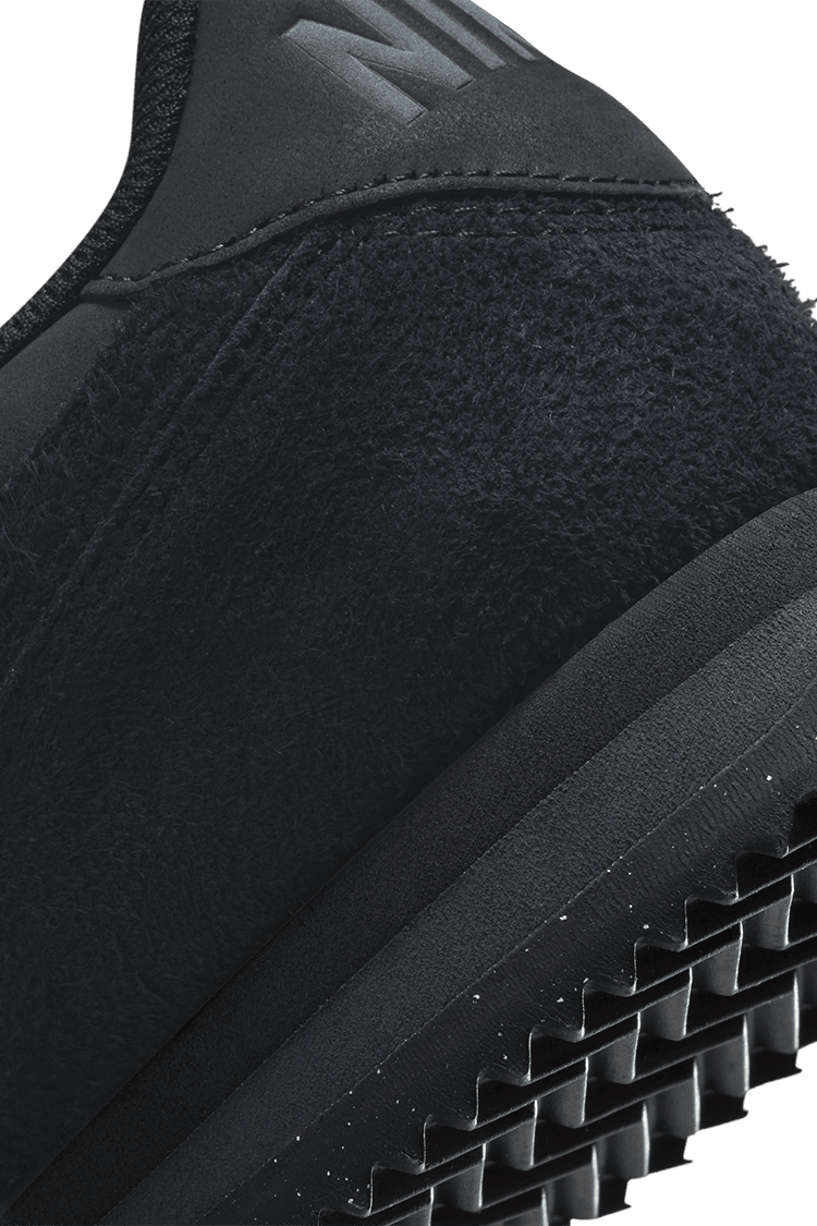 วันเปิดตัว Cortez "Black" ผู้หญิง (FJ5465-010)