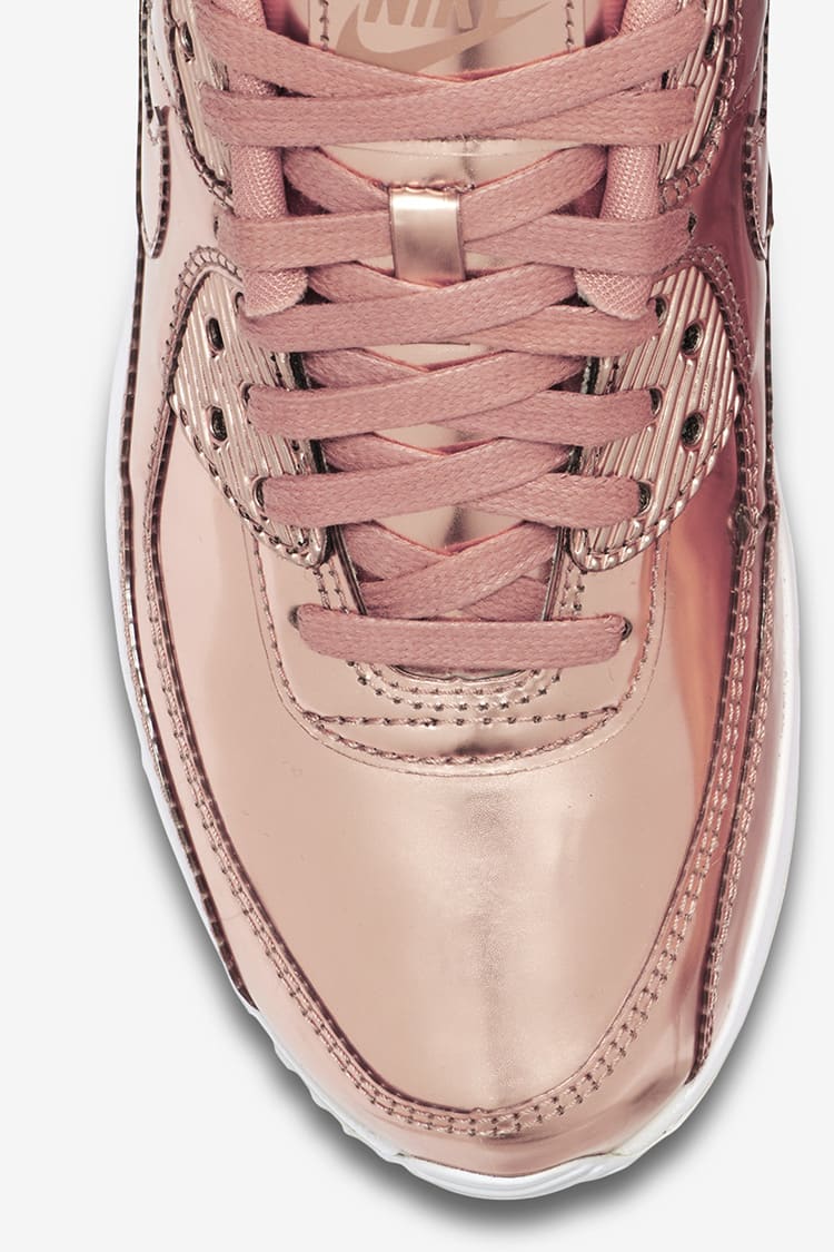 Women s Air Max 90 Metallic Rose Gold Release Date. Nike SNKRS