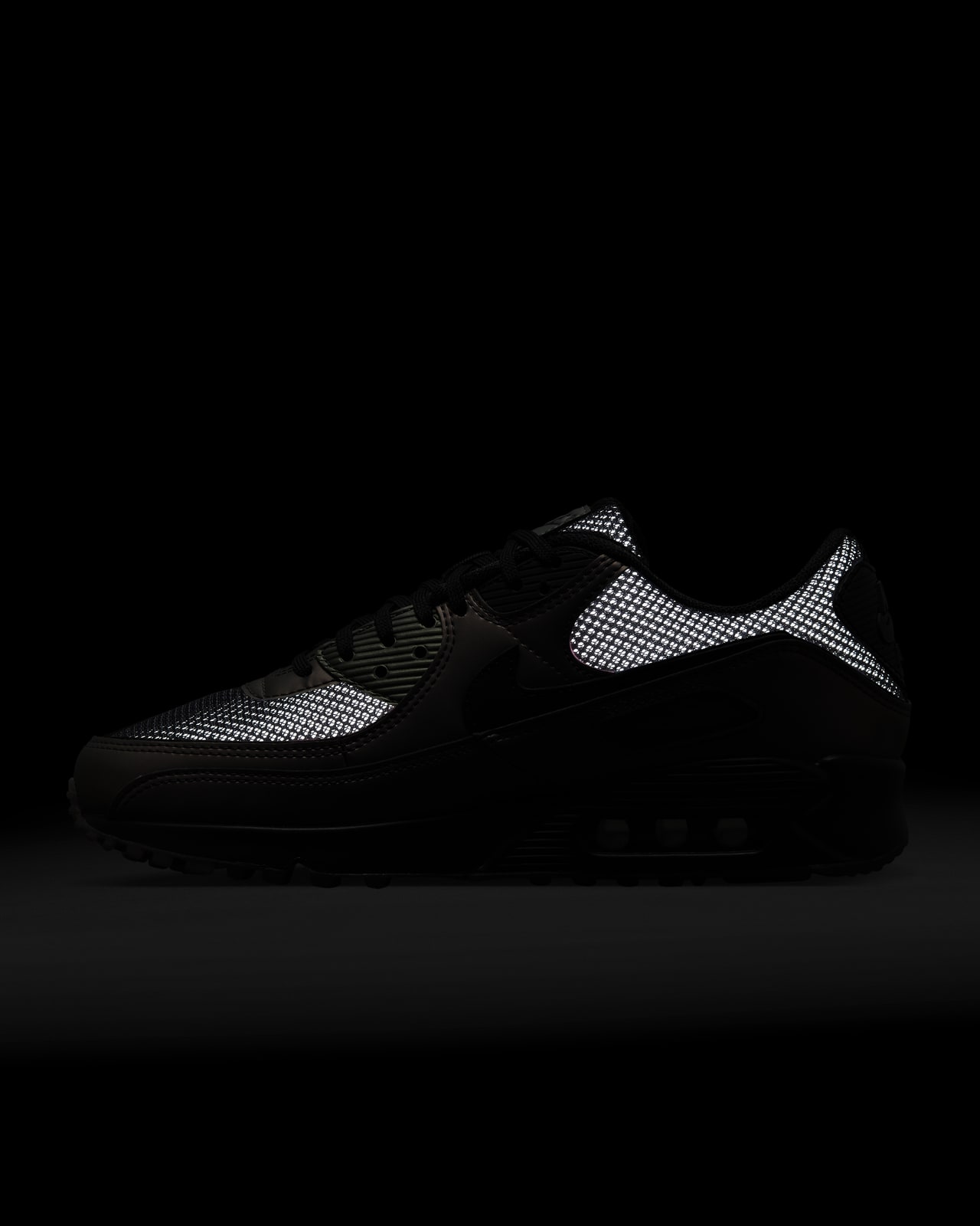 Air Max 90 'Black and Dark Russet' (HQ4042-001) Release Date