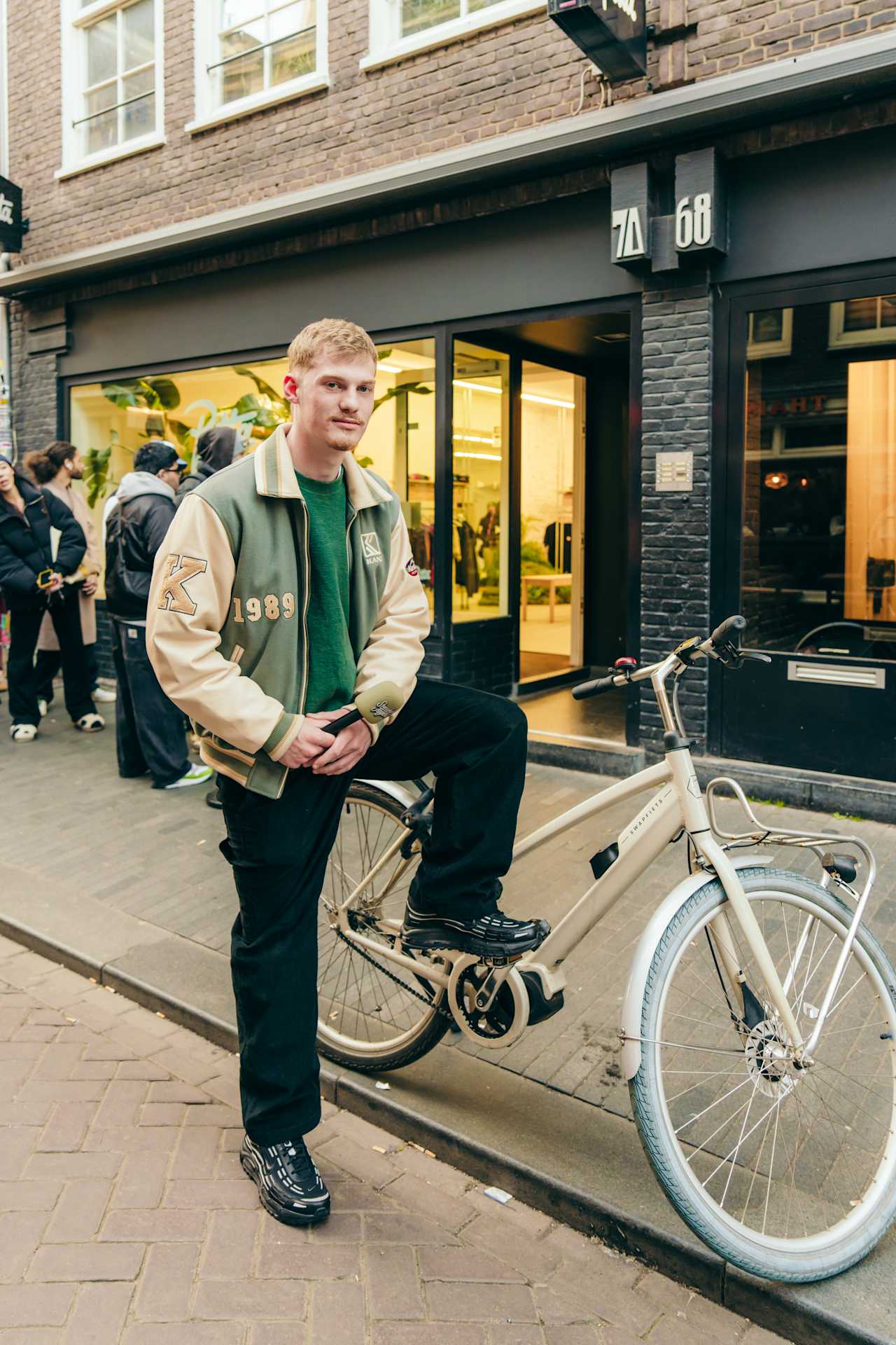 Street SNKRS : .SWOOSH Arcade x Patta