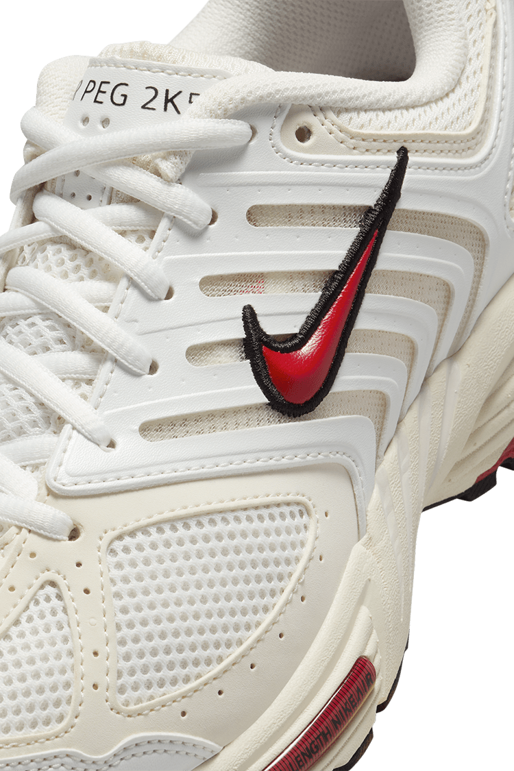 Fecha de lanzamiento de los Air Peg 2K5 "Phantom and Coconut Milk" para mujer (FN7153-101)