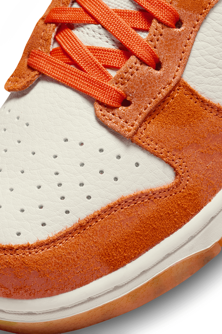 Women's Dunk Low 'Total Orange' (FN7773-001) Release Date 