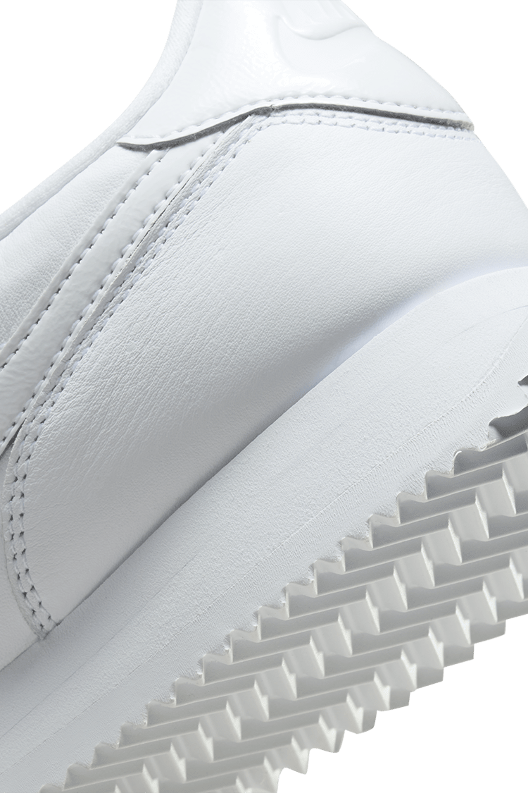 Fecha de lanzamiento del Cortez 23 "White" para mujer (FB6877-100)
