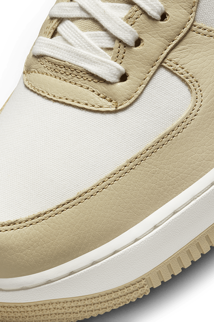 วันเปิดตัว Air Force 1 '07 "Team Gold and Black" (DV7186-700)