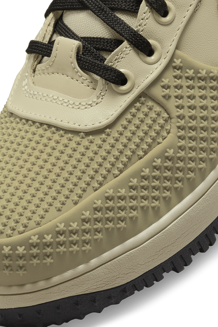 วันเปิดตัว Lunar Force 1 Duckboot "Limestone" (DZ5320-200)