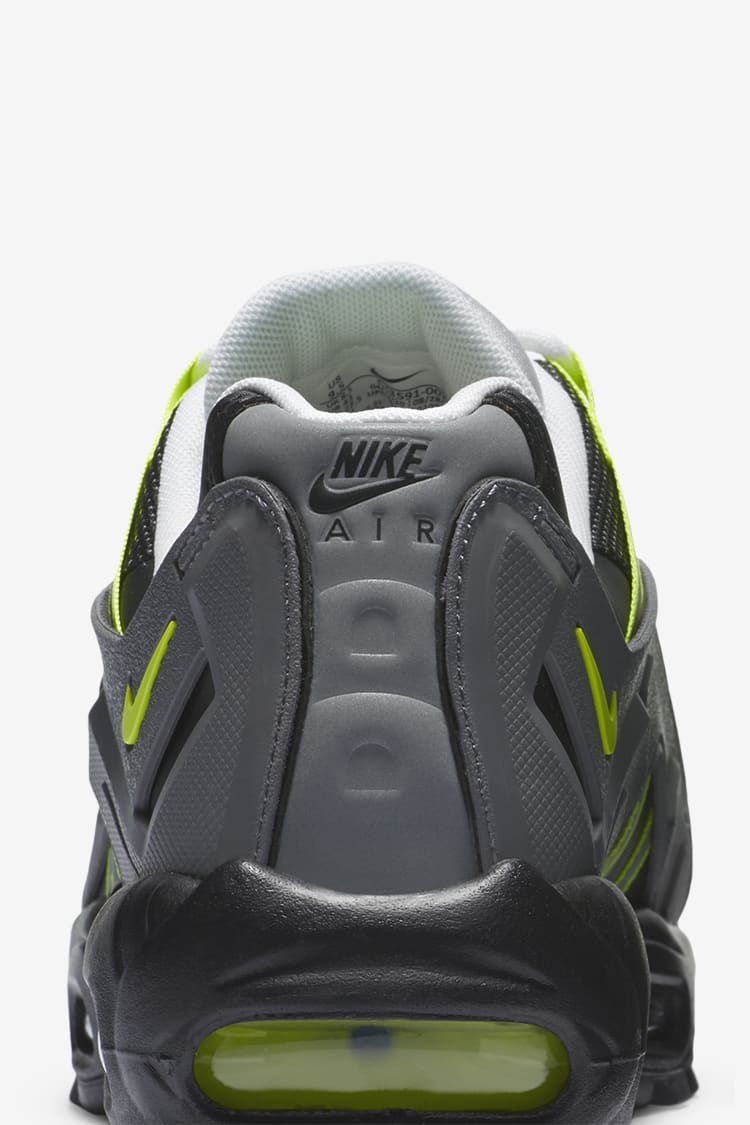 วันเปิดตัว Air Max 95 NDSTRKT “Neon Yellow”