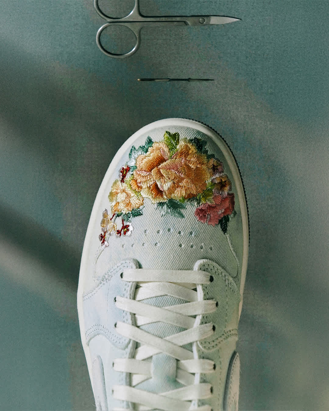 에어 조던 1 로우 OG 'Greyish and Sail'(IQ1108-011) 출시일