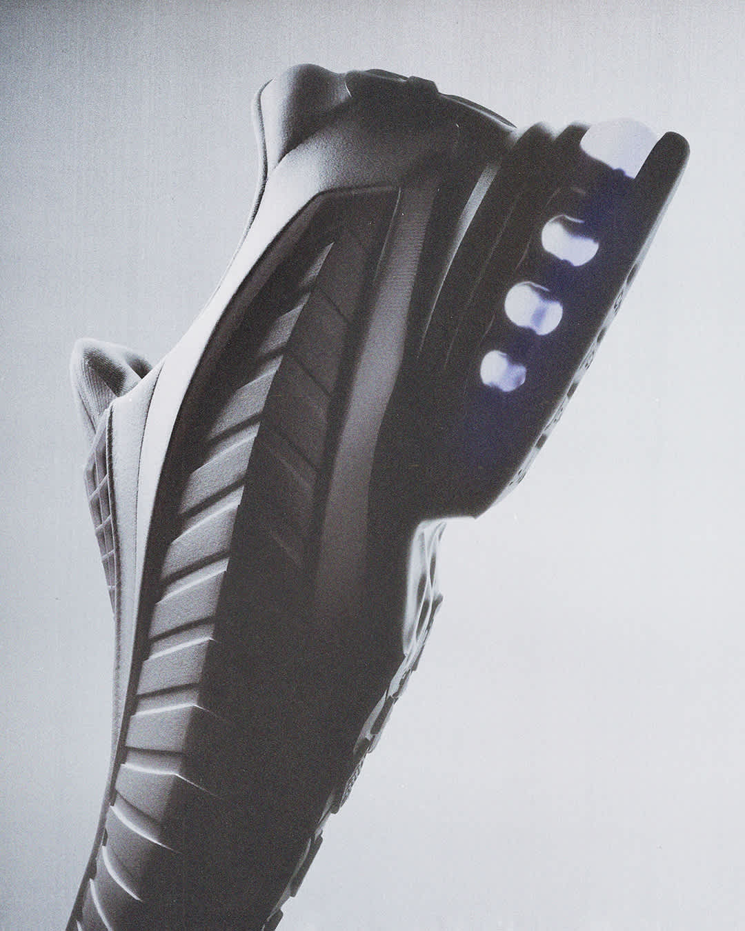 Women's Air Max Dolce 'Metallic Silver' (IB4527-001) Release Date