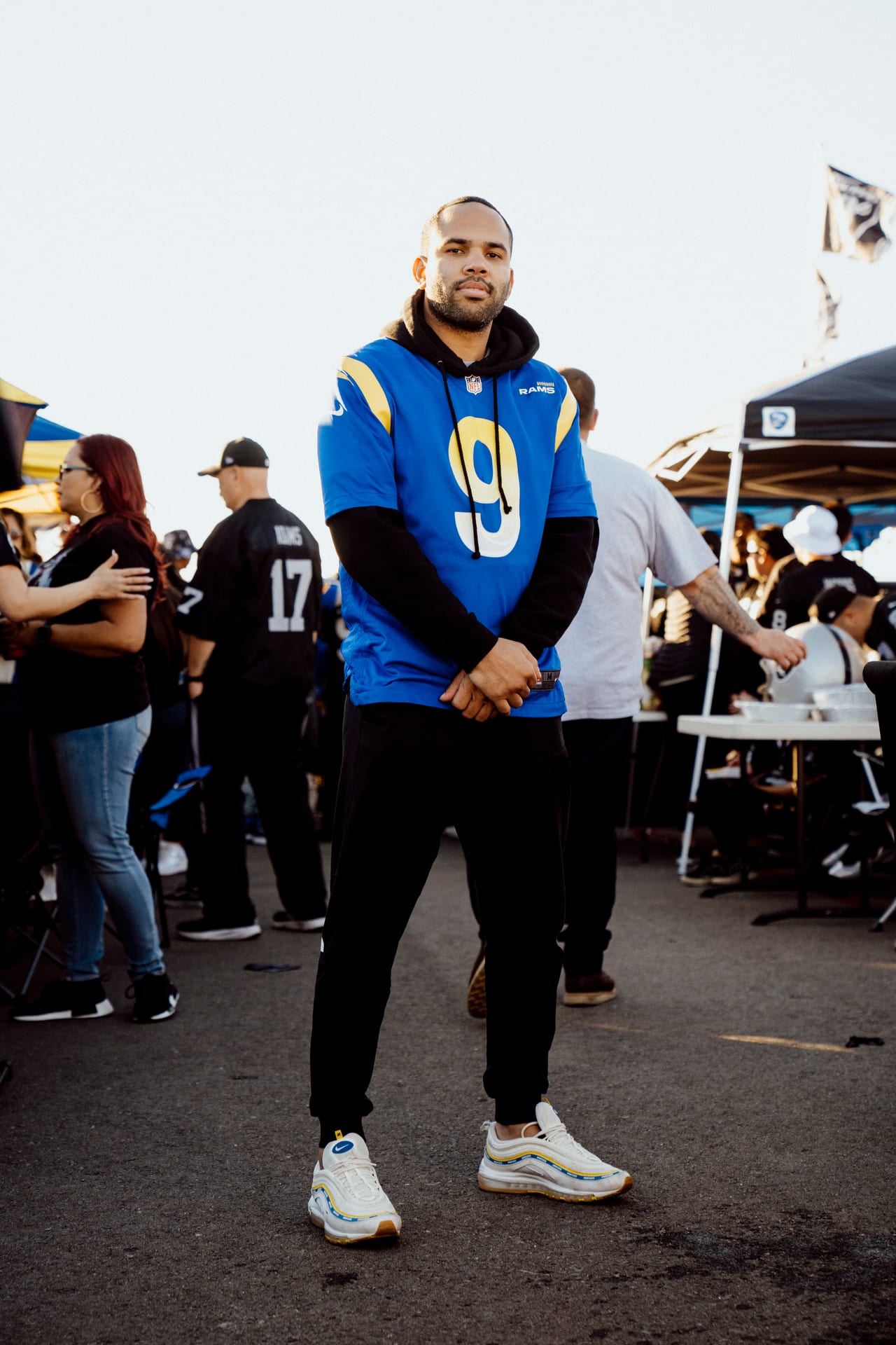 Street SNKRS x NFL: Las Vegas Raiders vs. Los Angeles Rams