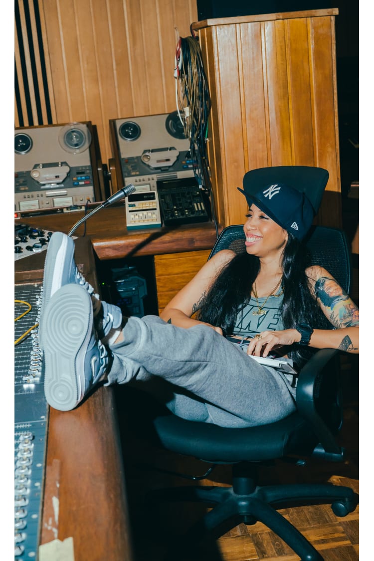 SNKRS 風格:AF1 中筒 Jewel "NYC" with ODD