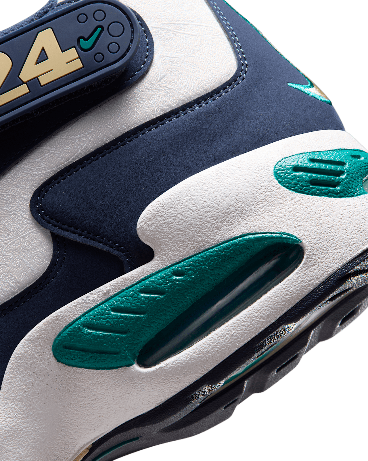 Air Griffey Max 1 'Midnight Navy and Fresh Water' (IV6299-410) Release Date