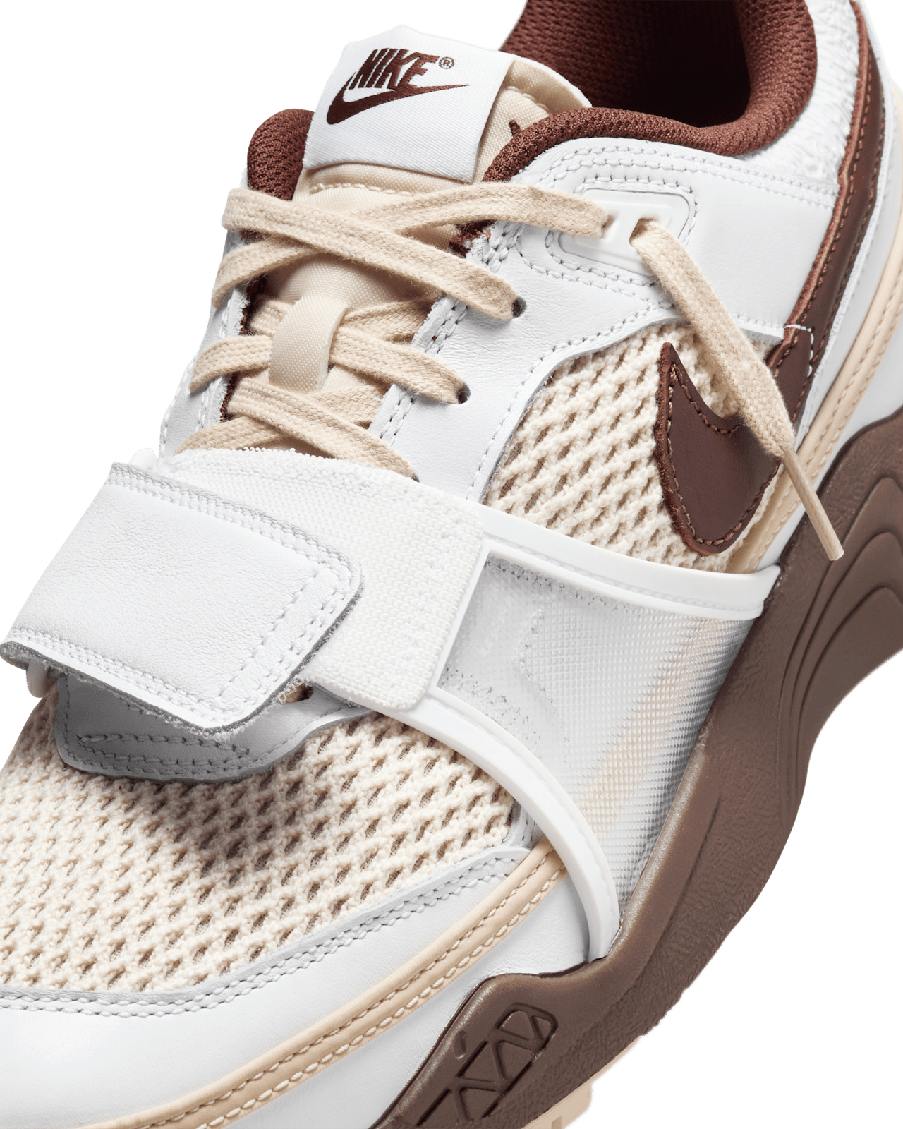 Lanseringsdato for Zoom Field Jaxx «White and Light Chocolate» (HQ3073-100)