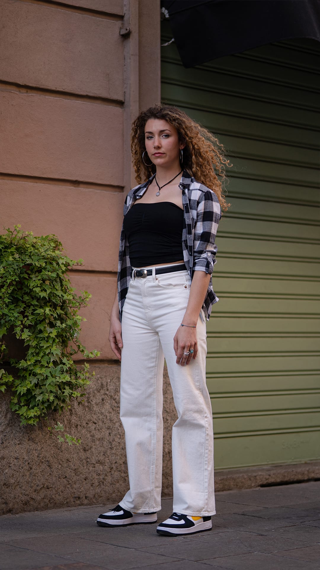 Street SNKRS: Milà (Versió 2)