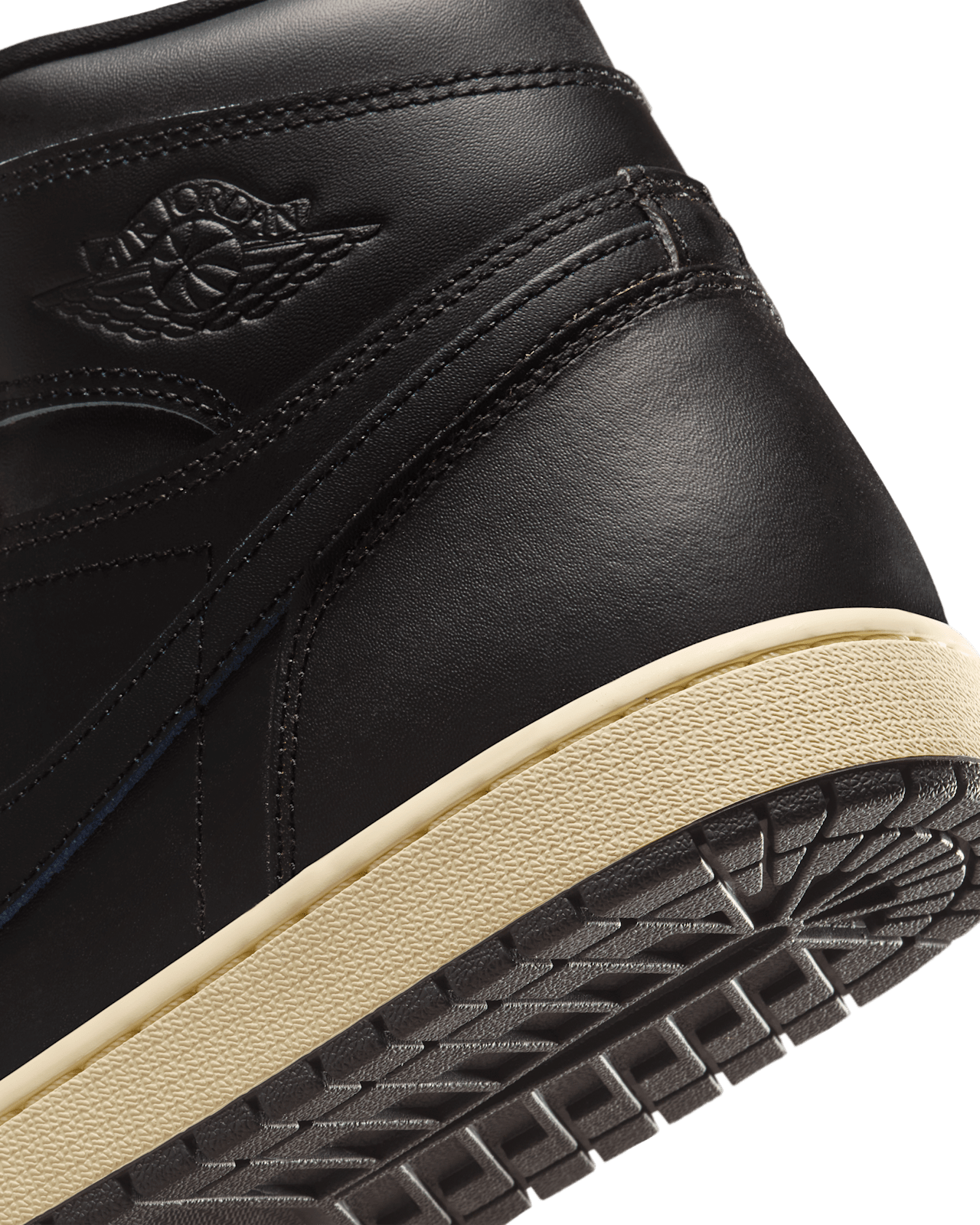 Air Jordan 1 High OG 'Black and Muslin' (DZ5485-002) Release Date