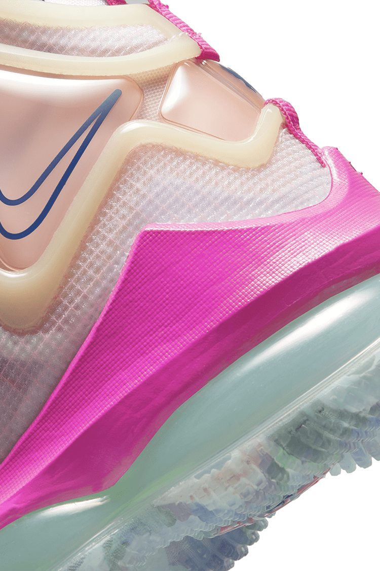 LeBron 19 'Love Letter' 發售日期