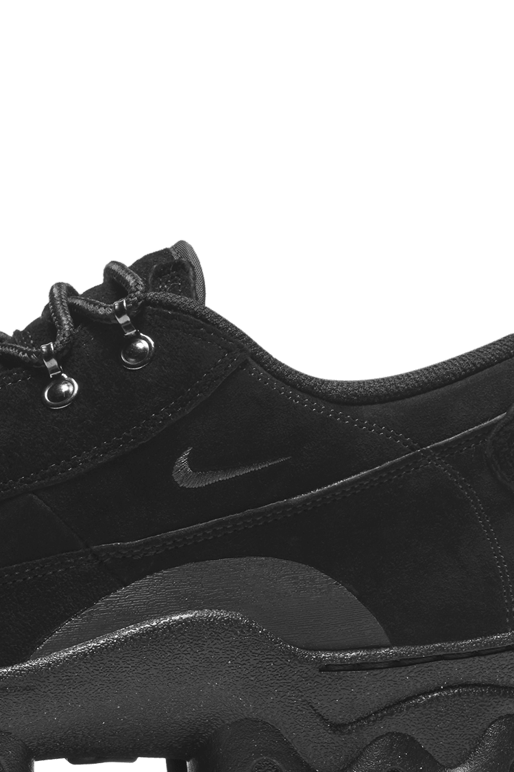 วันเปิดตัว Lahar Low “Black” ผู้หญิง