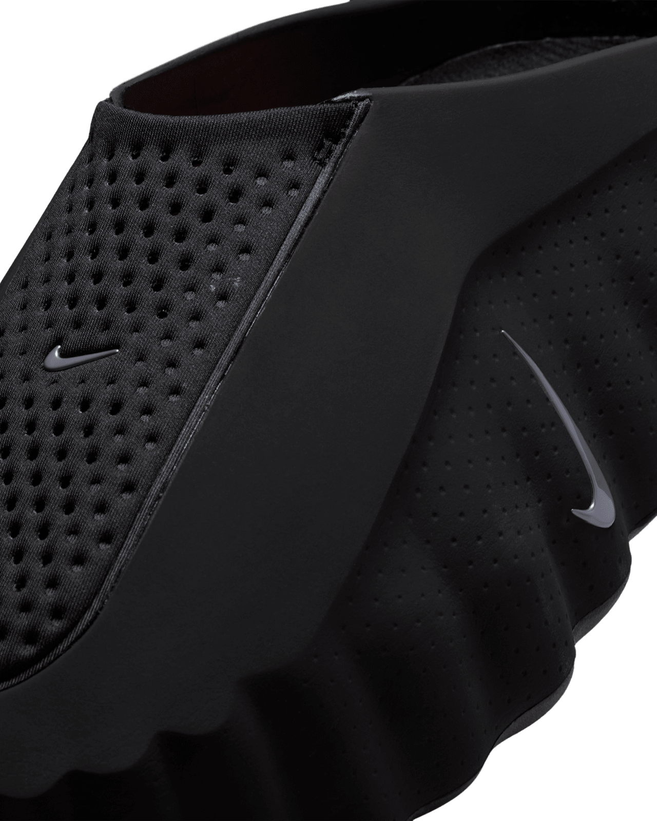 Fecha de lanzamiento de las Mind 001 "Black and Hyper Crimson" (HQ4307-001)