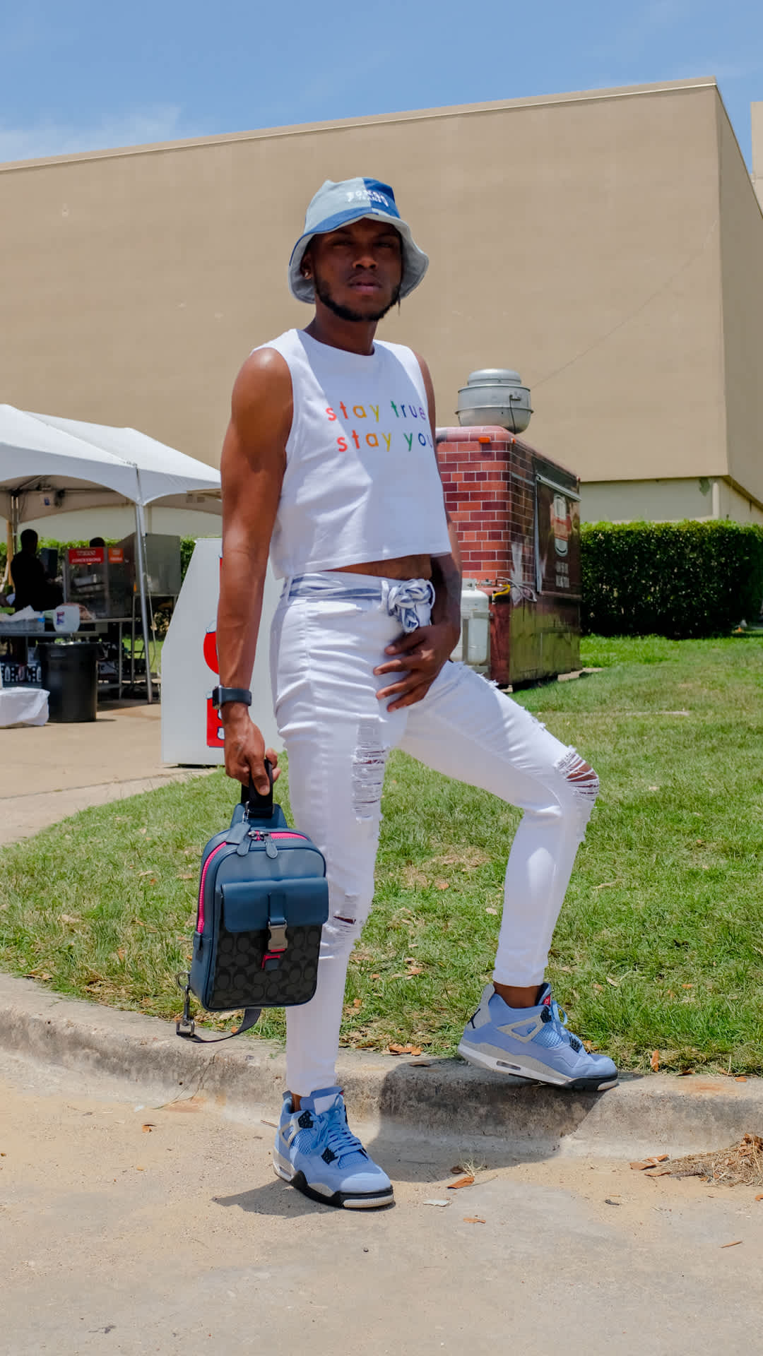 Street SNKRS: Dallas Pride 2022