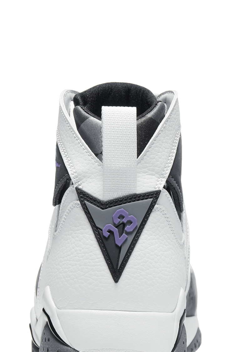 วันเปิดตัว Air Jordan 7 “Flint”