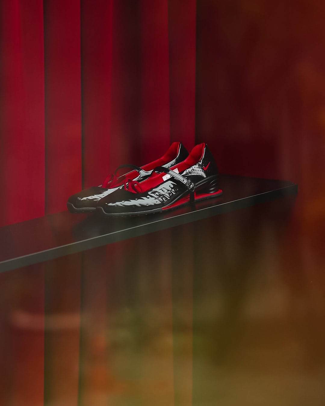 Street SNKRS: NIKE X LABELHOOD SPACE