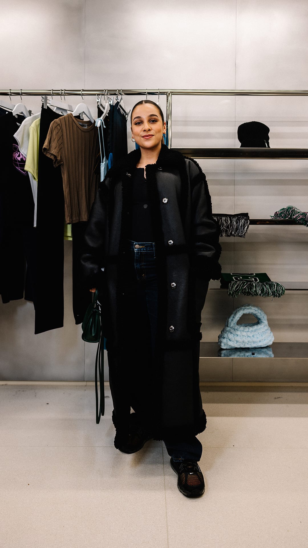 Street SNKRS – NAKED Copenhagen HOUSE PARTY Parigi 