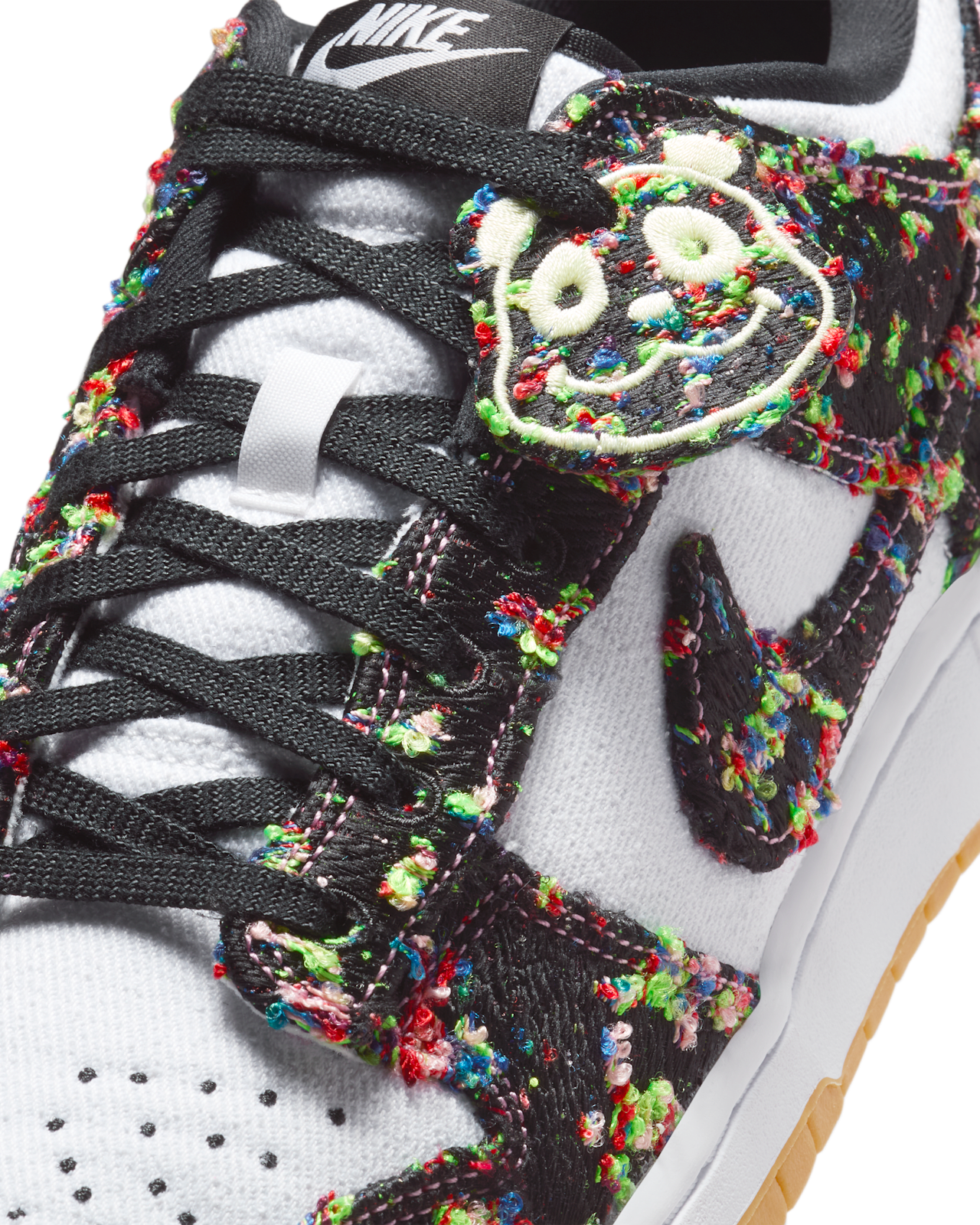 【NIKE公式】ダンク LOW 'White and Gum Yellow' (IB2263-100/ NIKE  DUNK LOW RETRO LTD)