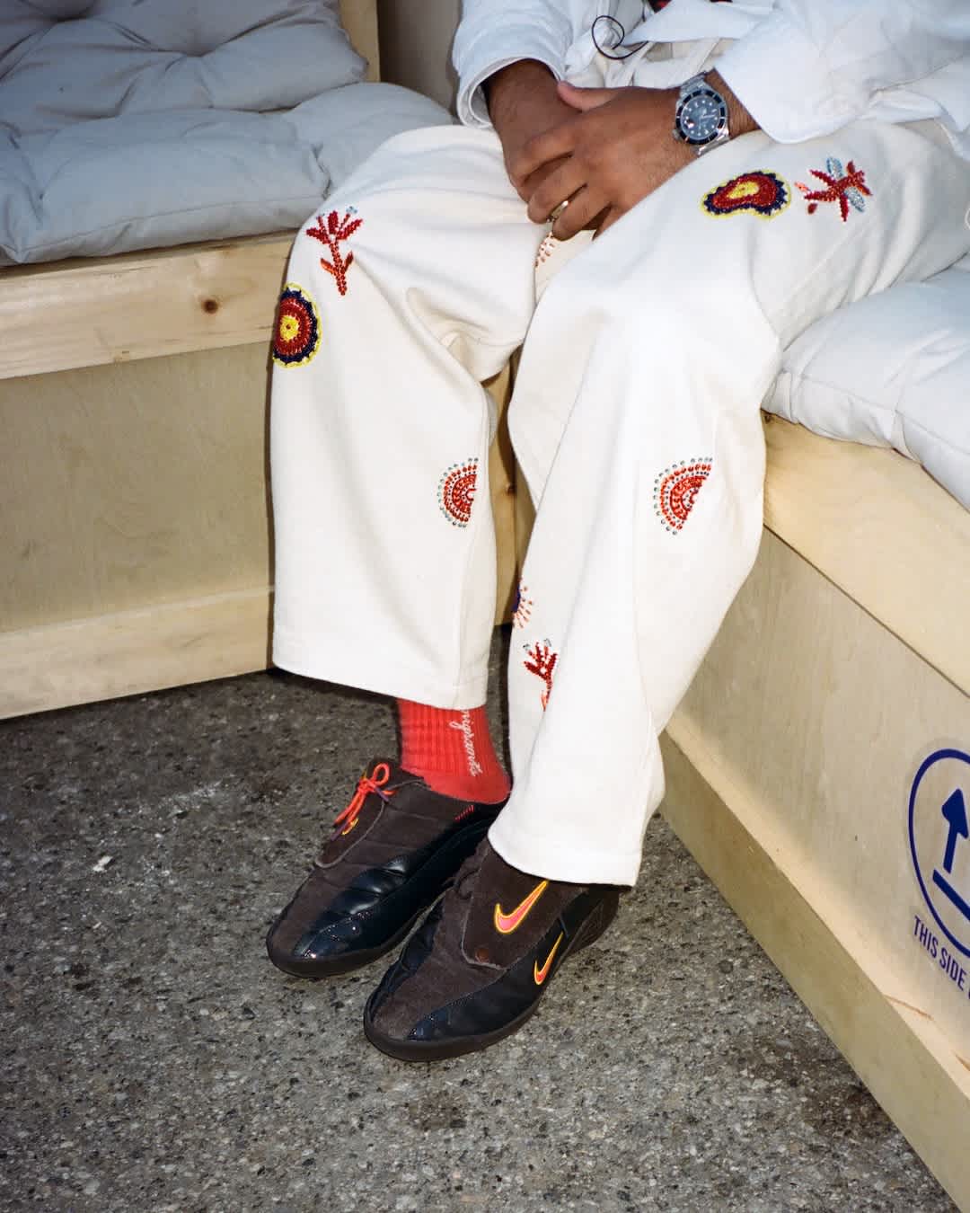 STREET SNKRS: TOMA LA NOCHE ขับเคลื่อนโดย: KIDS OF IMMIGRANTS