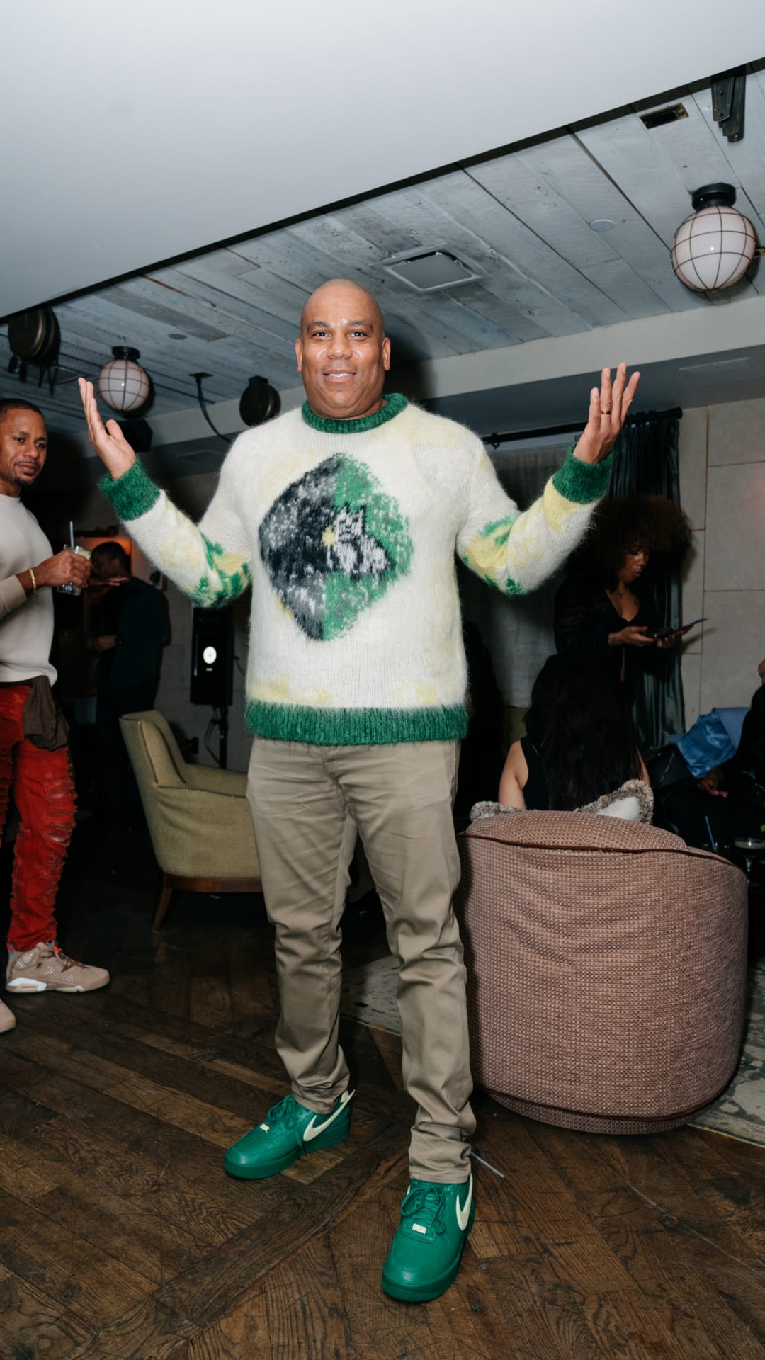 Street SNKRS: NYFW TwoMinds x Vomero