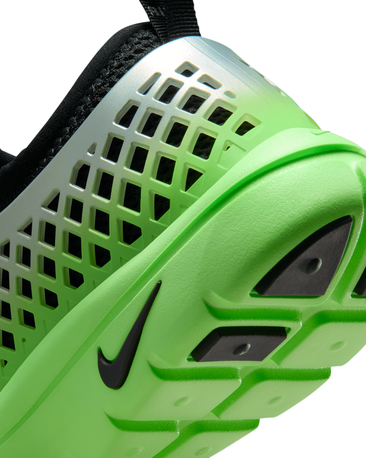 Date de sortie de la Rejuven8 « Metallic Silver and Voltage Green » pour femme (IF5958-003)