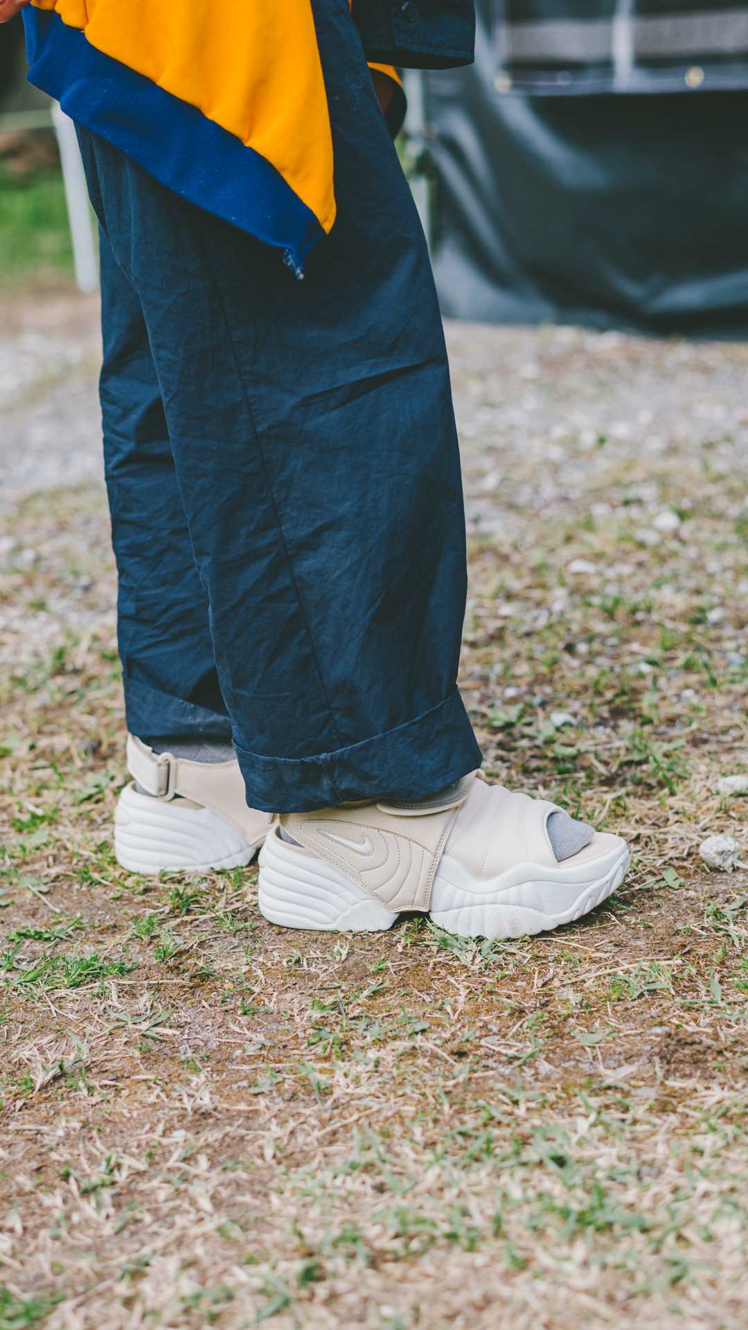 【NIKE公式】Adjust Force Sandal at Rainbow Disco Club 2023 Vol.2
