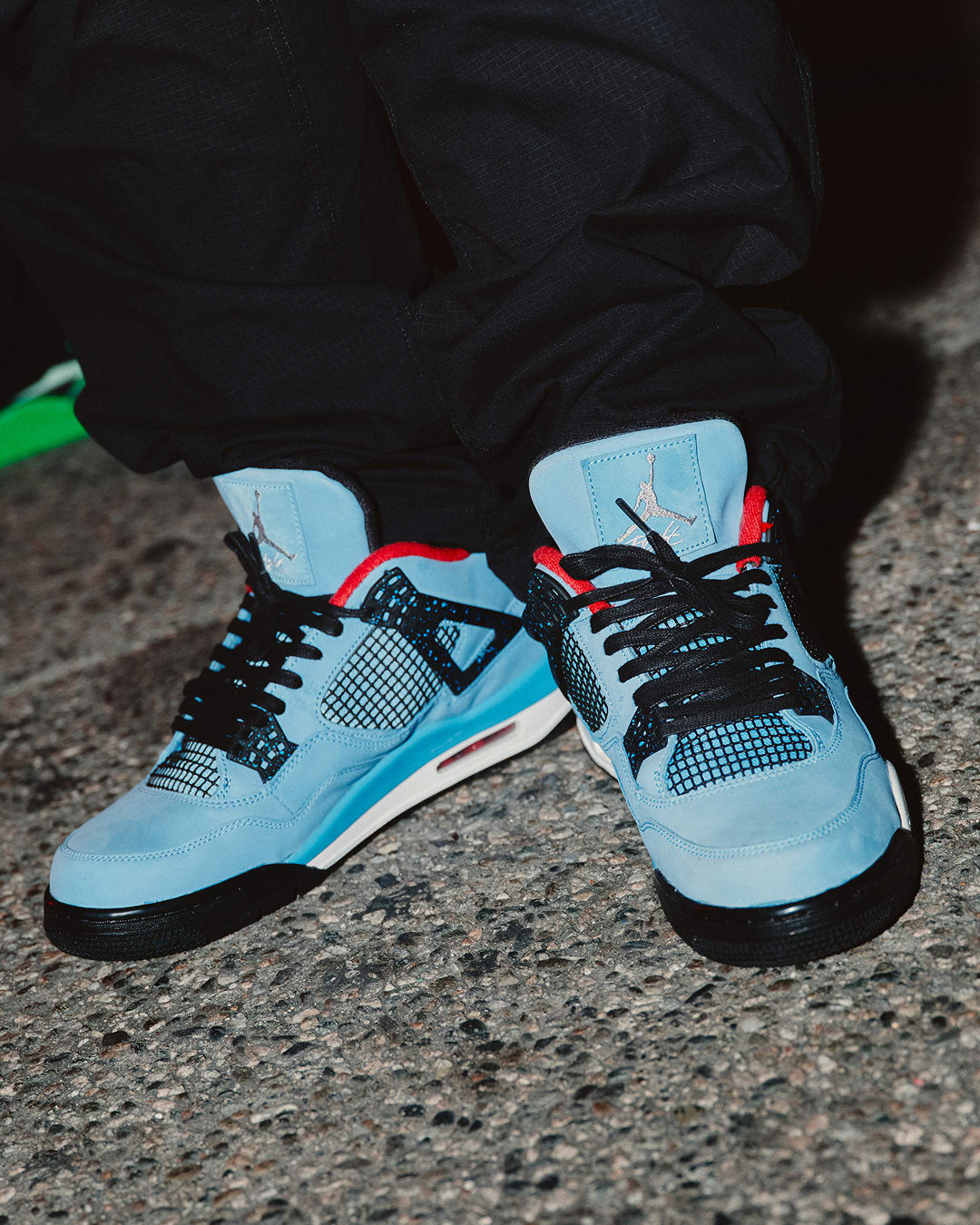 Street SNKRS: AJ4 "TORO BRAVO" X SHOE PALACE