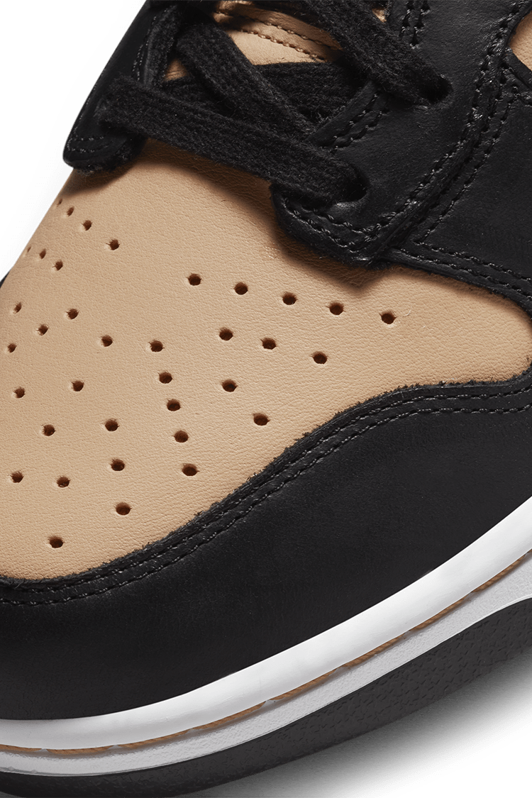 Fecha de lanzamiento del Dunk High "Black Flax" para mujer (DX0346-001)