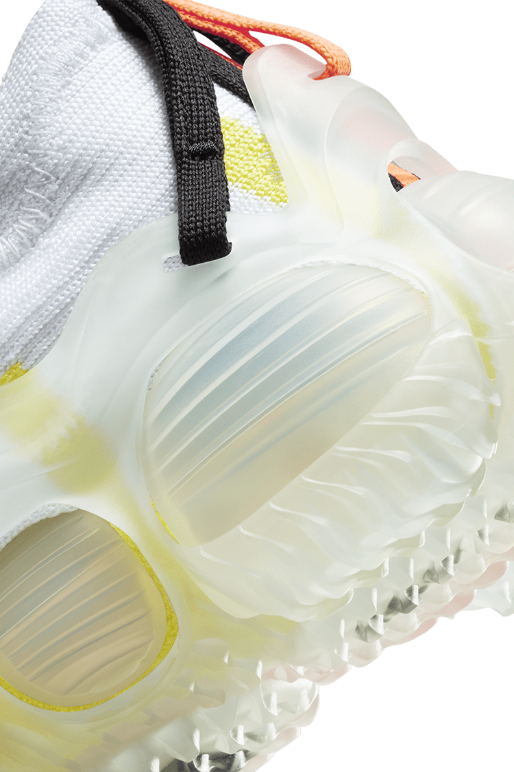 วันเปิดตัว ISPA Link Axis "Total Orange and Sonic Yellow" (FZ3507-100) 