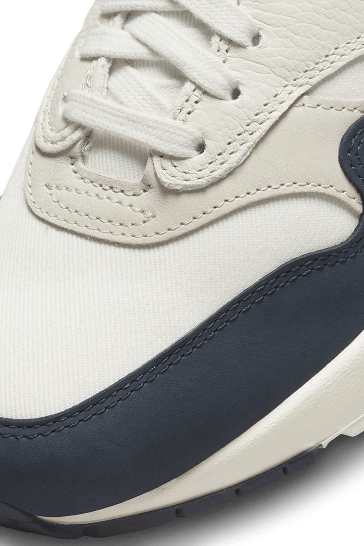 Women's Air Max 1 'Obsidian and Light Orewood Brown' (FD2370-110) release date 