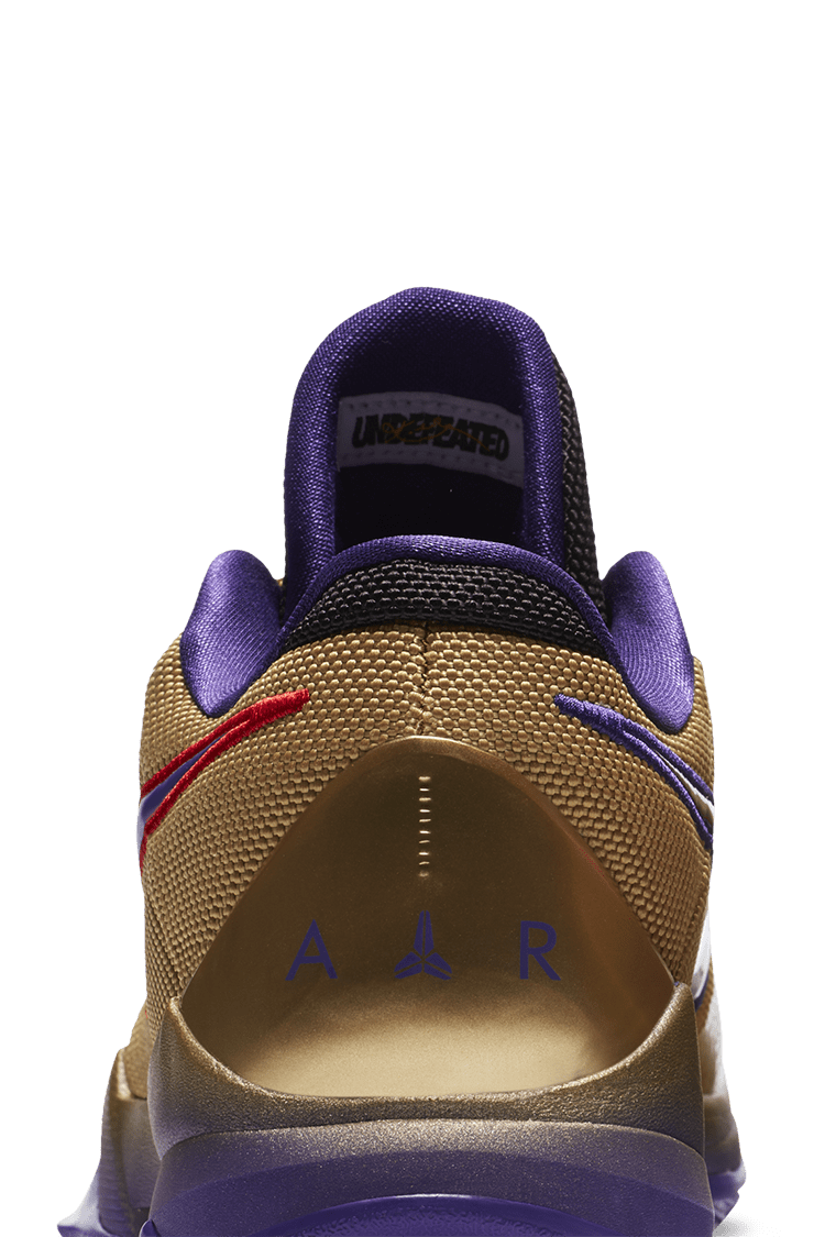 【NIKE公式】コービー 5 プロトロ x アンディフィーテッド 'Hall of Fame' (DA6809-700 / KOBE V / UNDFTD)