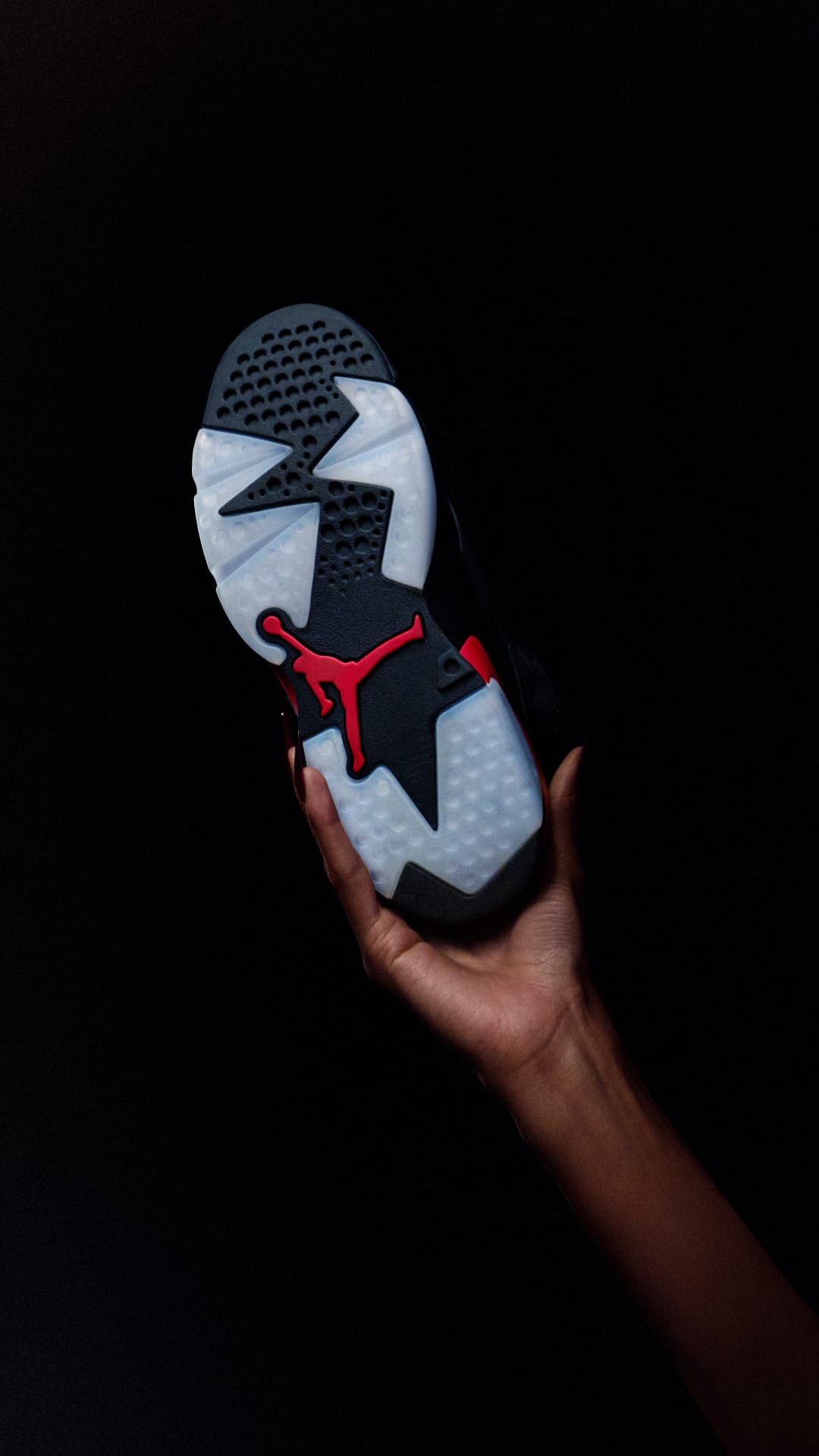 Air Jordan 6 ‘Infrared Salesman’: Leave'Em On Red