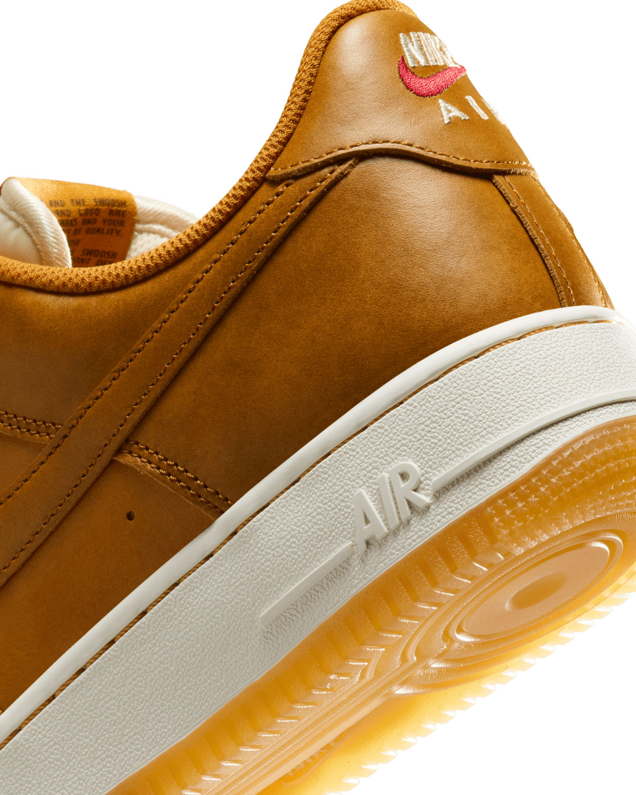 【NIKE公式】エア フォース 1 '07 LV8 'Russet and Sunset' (HQ3639-720 / AF 1 '07 LV8 NBHD)