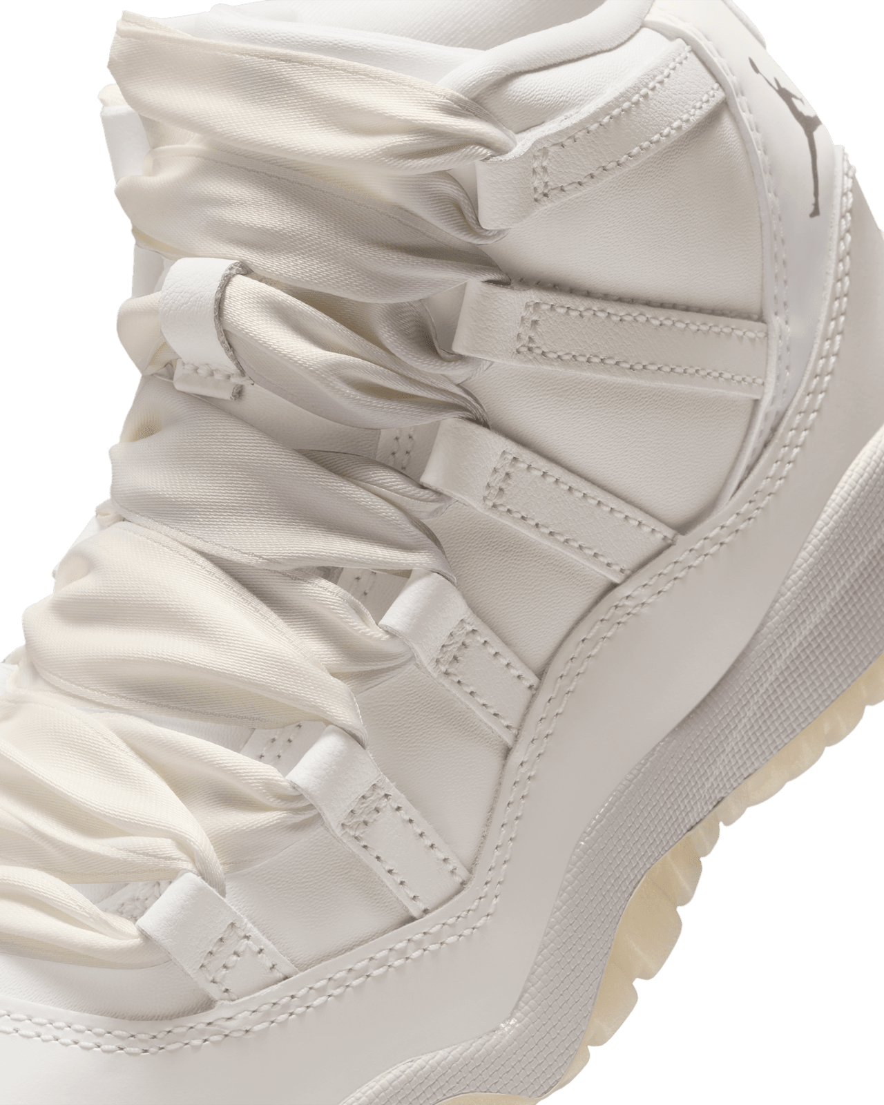 Little Kids' Jordan 11 'Pearl' (DO3857-110)