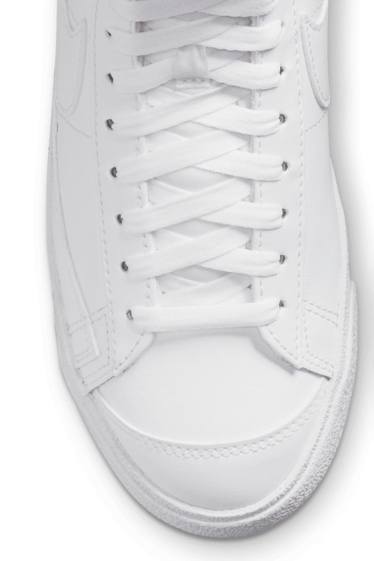 Women's Blazer Mid '77 'White Pendants' (DM0850-100) Release Date