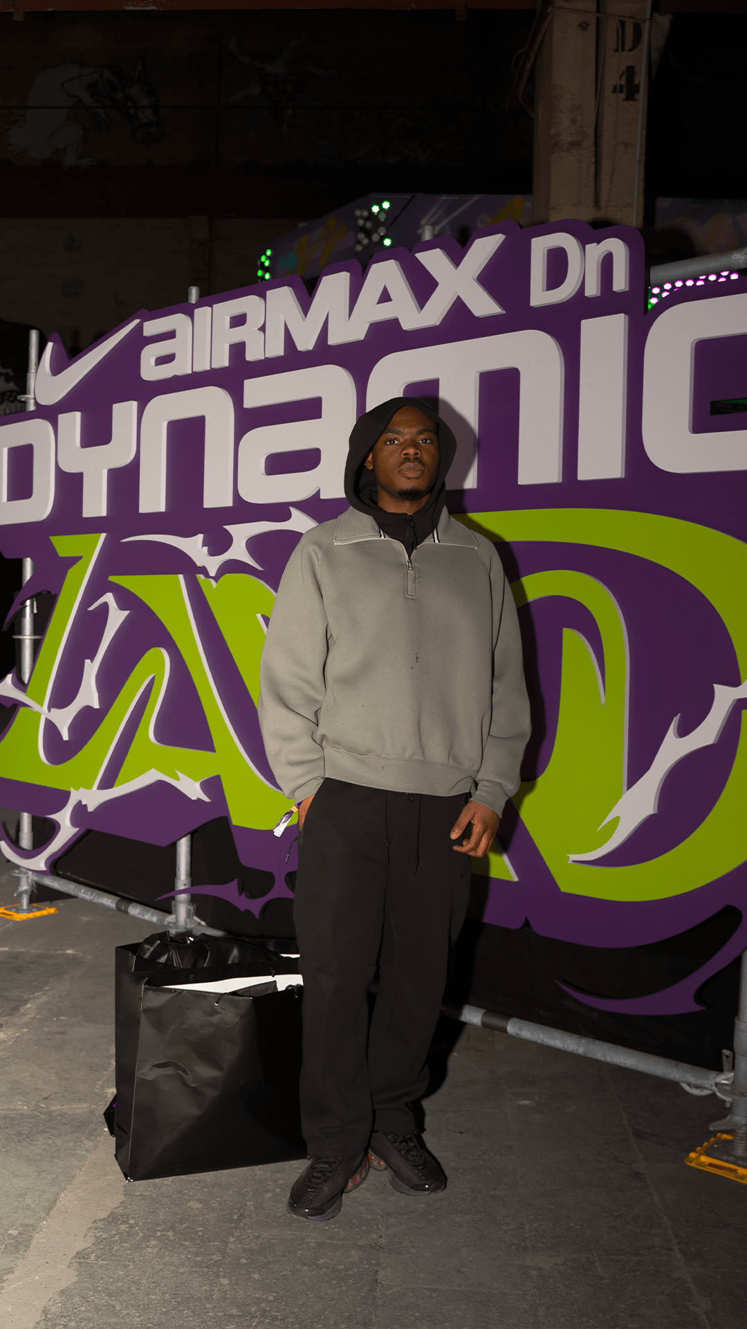 Street SNKRS: Paris Dynamic Land